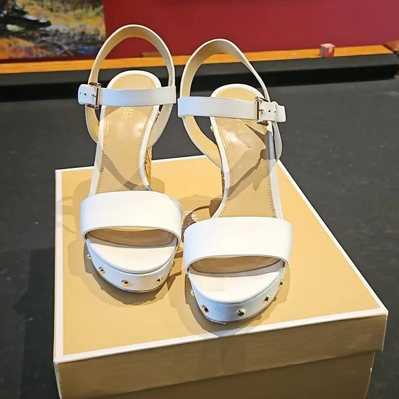 Michael Kors Ellen leather - Picture 6 of 10